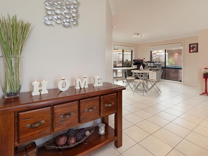 16 Almurta Court, Springdale Heights NSW 2641