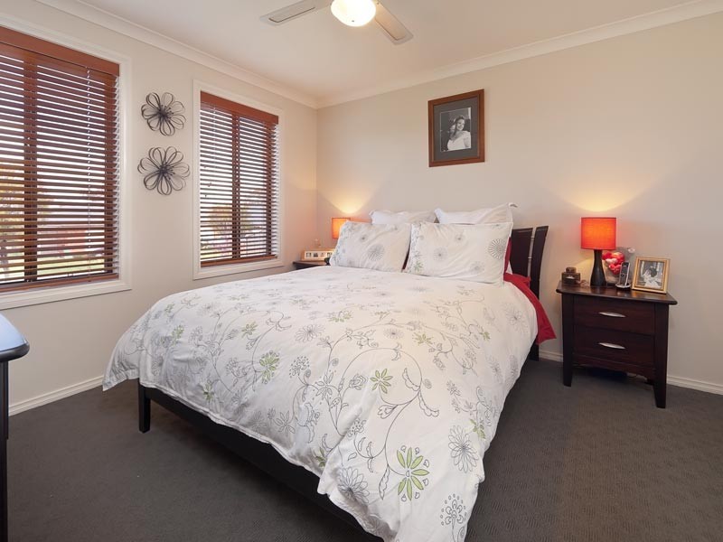 16 Almurta Court, Springdale Heights NSW 2641