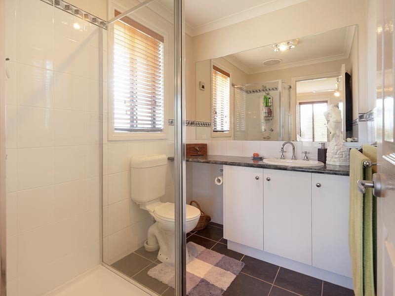 16 Almurta Court, Springdale Heights NSW 2641