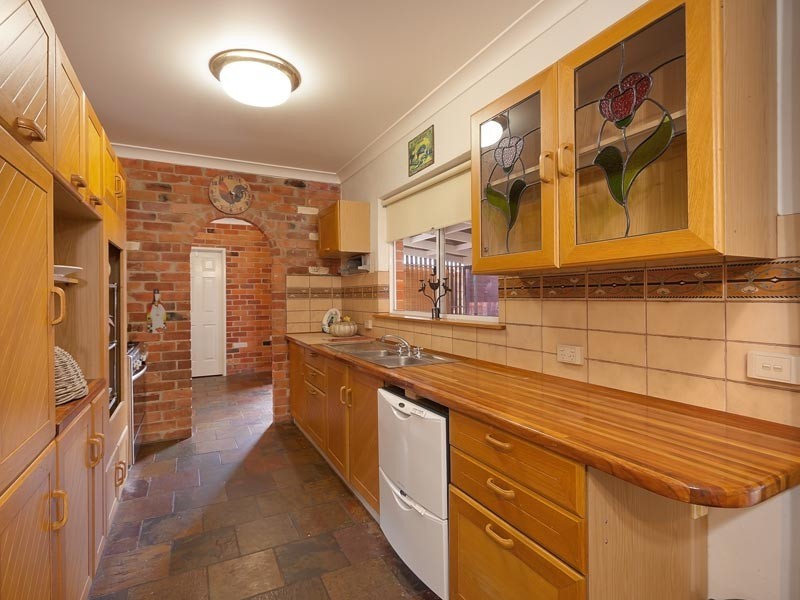 7 Ditmann Place, Lavington NSW 2641