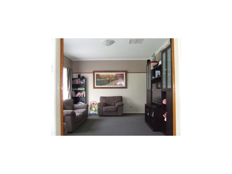 7 Pioneer Drive, Walla Walla NSW 2659