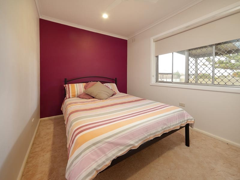 465 McDonald Road, Lavington NSW 2641