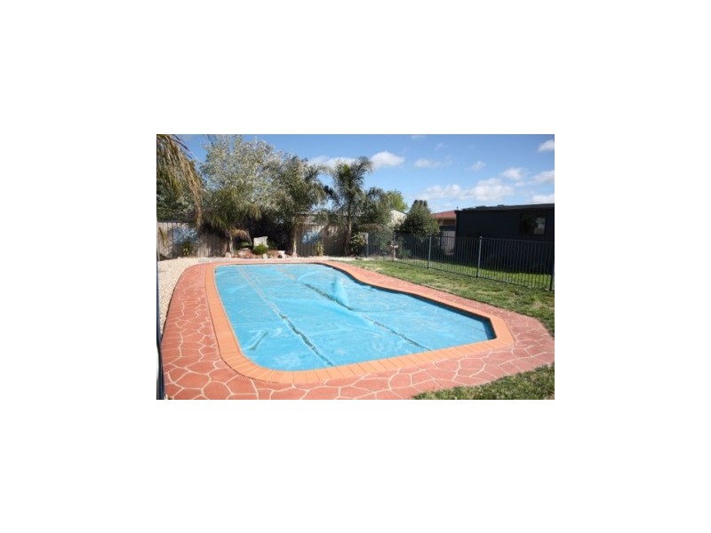 6 Keena Court, Corowa NSW 2646
