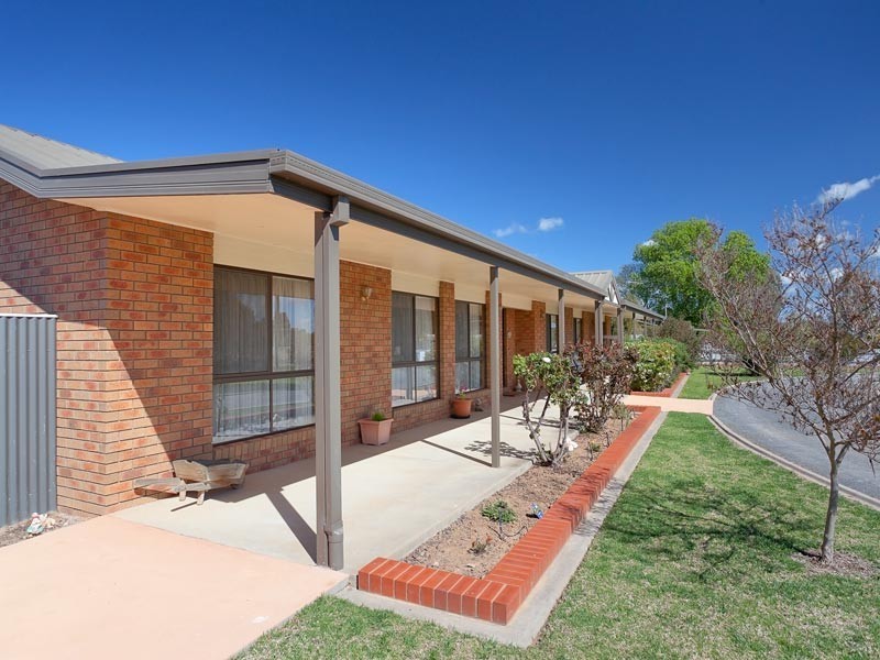 150-152 Hoddle Street, Howlong NSW 2643