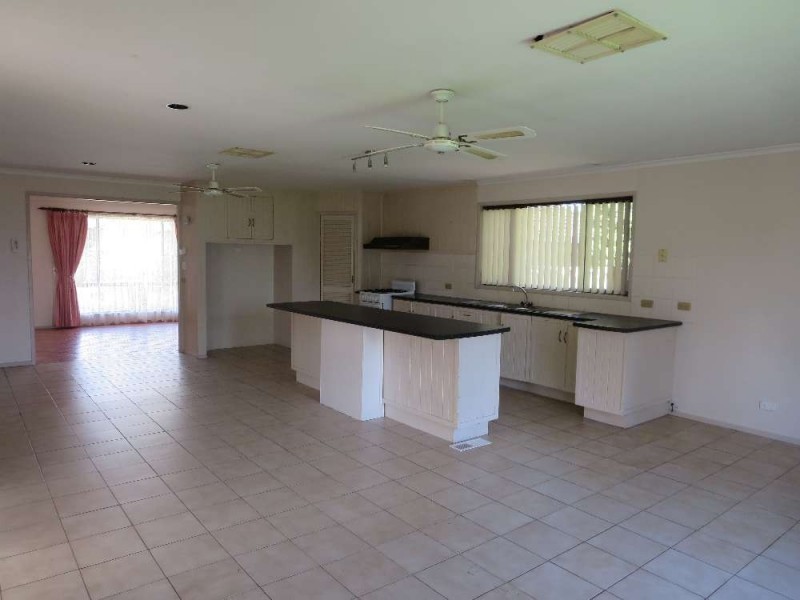 5 Darrambal Drive, Lavington NSW 2641