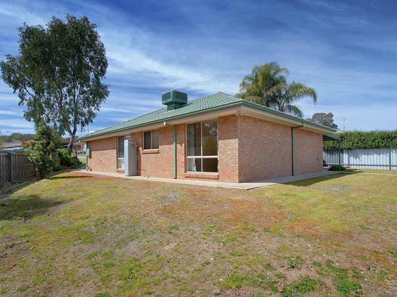 11 Manuka Court, Thurgoona NSW 2640
