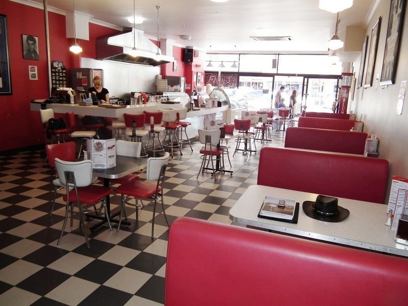 451 Dean Street, Albury NSW 2640