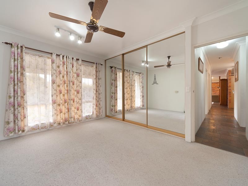 7 Ditmann Place, Lavington NSW 2641