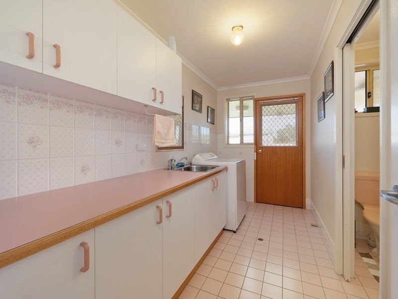 125 Larmer Street, Howlong NSW 2643