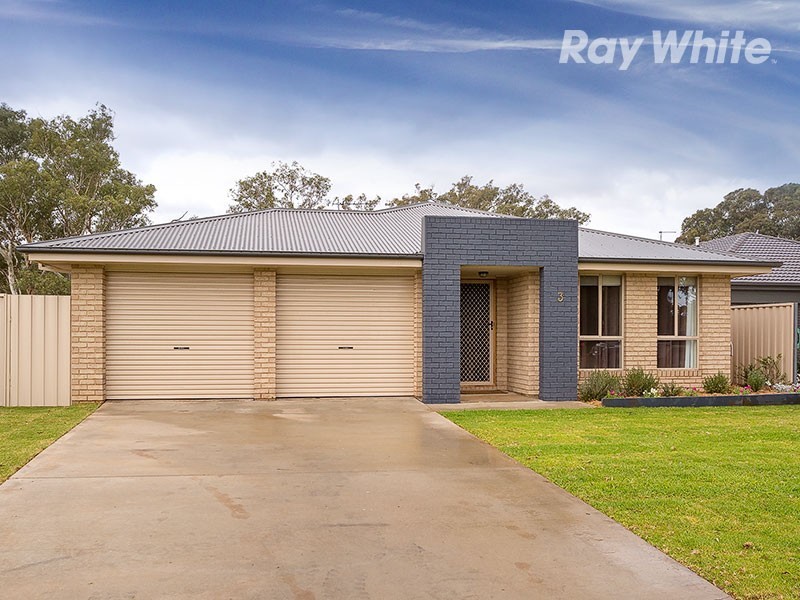 3 Pech Avenue, Jindera NSW 2642