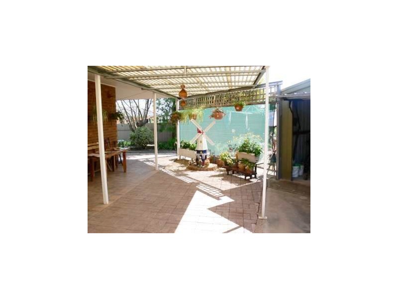 4 Thomas Place, Culcairn NSW 2660