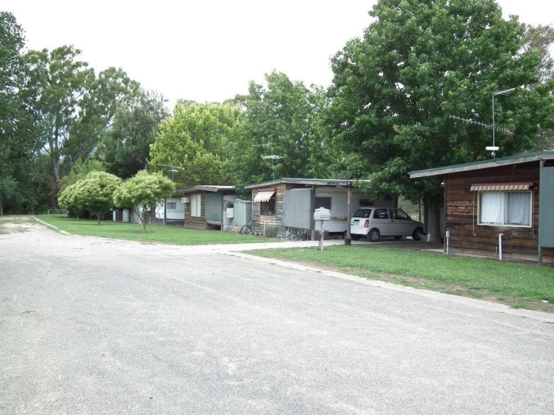 110 Kergunyah Rd, Kergunyah VIC 3691