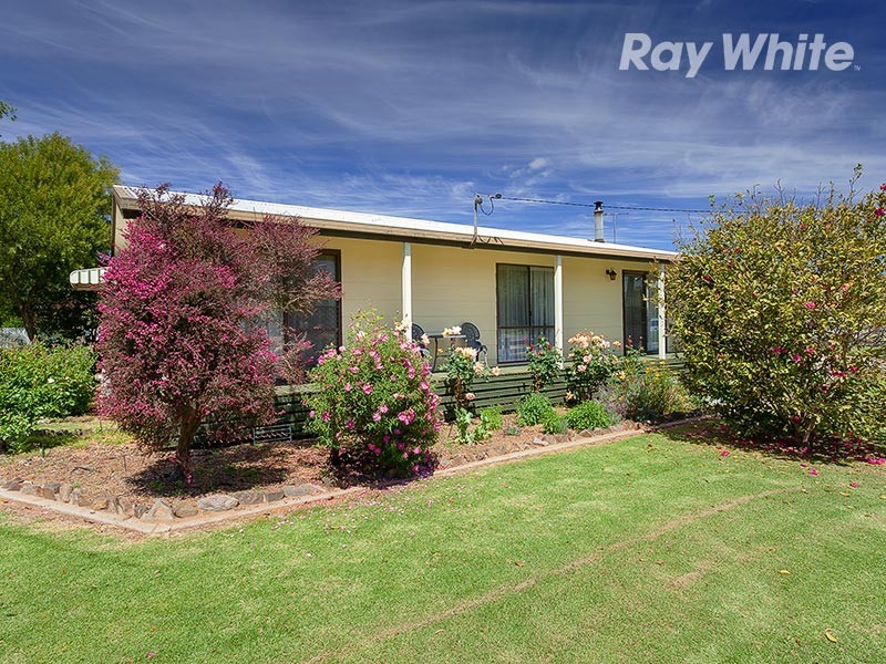 106 Hoddle Street, Howlong NSW 2643