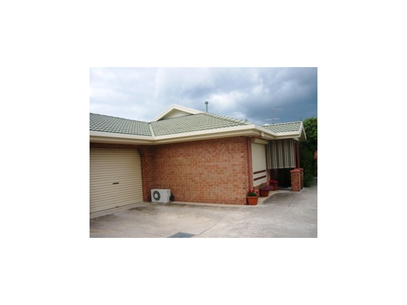 3/406 Bevan Street, Lavington NSW 2641