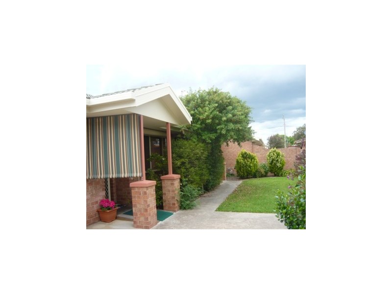 3/406 Bevan Street, Lavington NSW 2641