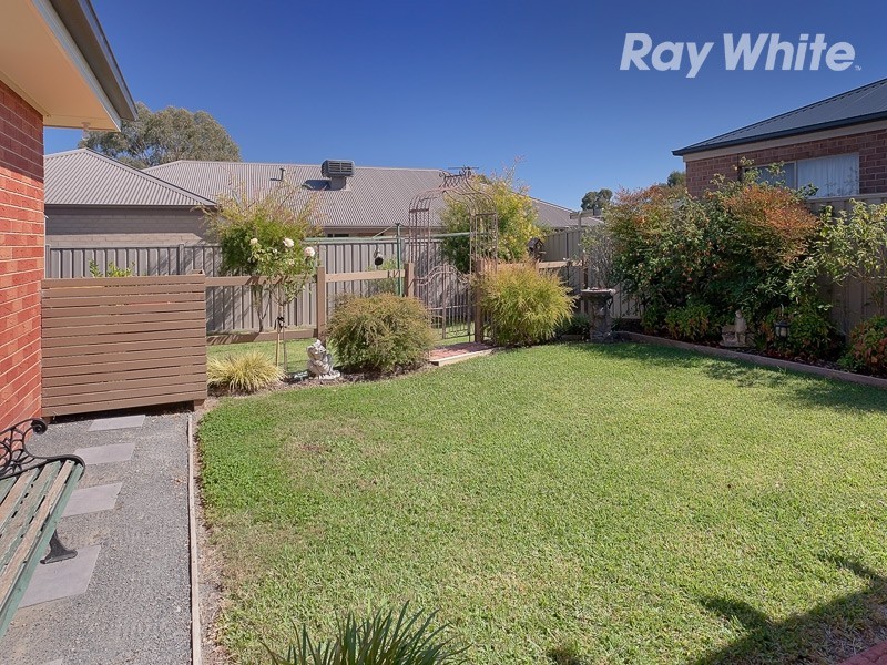 14 Quandong Road, Thurgoona NSW 2640