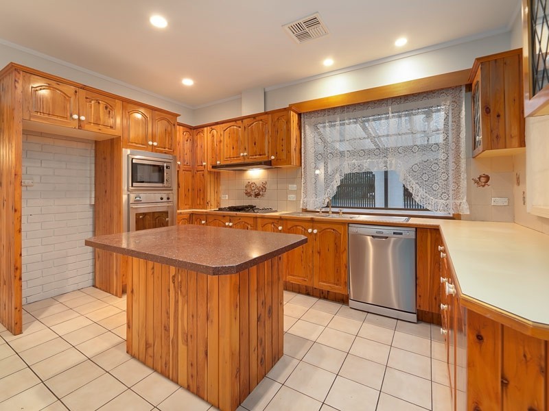 359 Indiana Court, Lavington NSW 2641