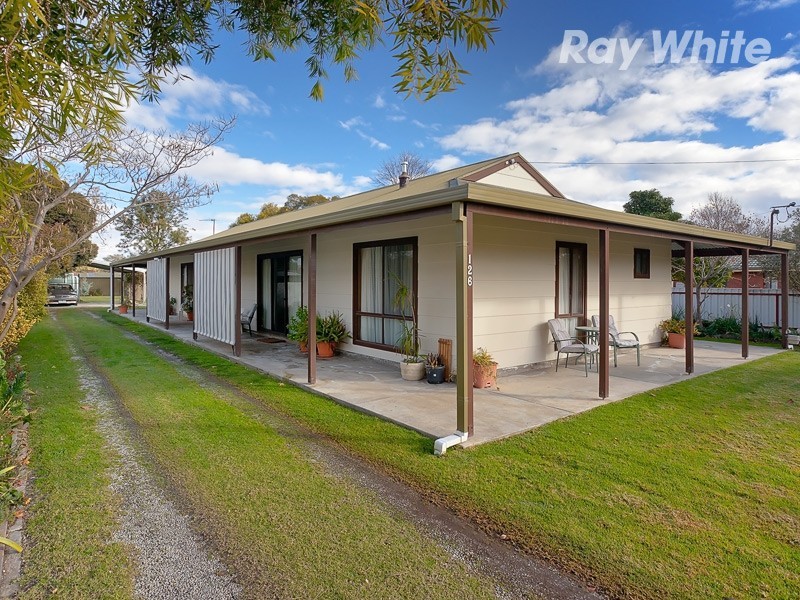 126 Victoria Street, Howlong NSW 2643