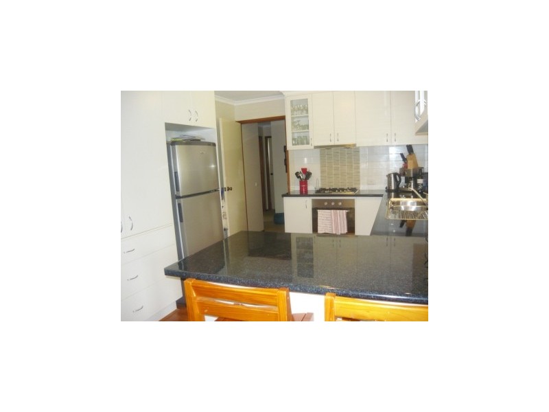 7 Troon Court, Thurgoona NSW 2640