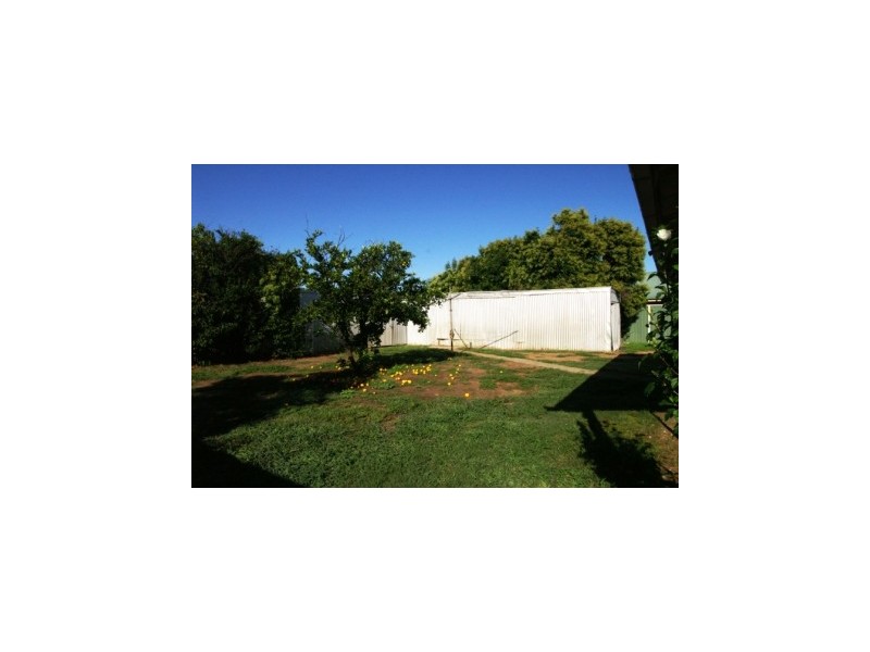 70 Pell Street, Howlong NSW 2643