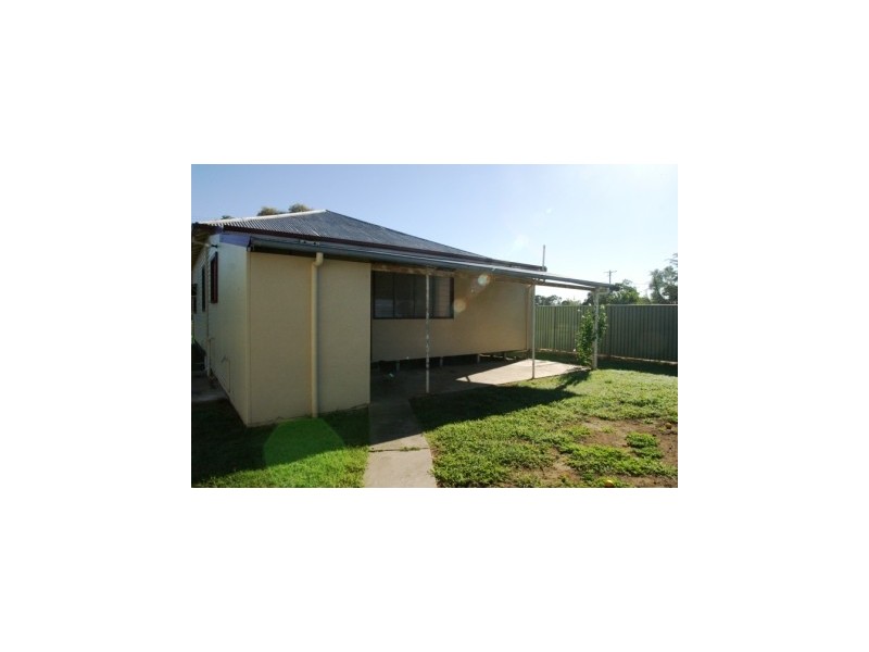 70 Pell Street, Howlong NSW 2643