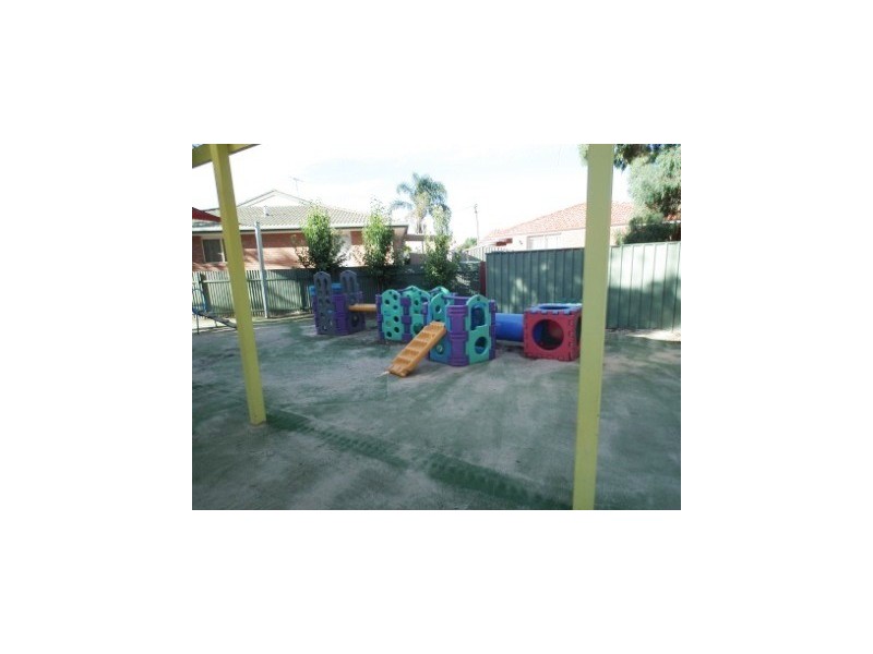 413 Griffith Road, Lavington NSW 2641