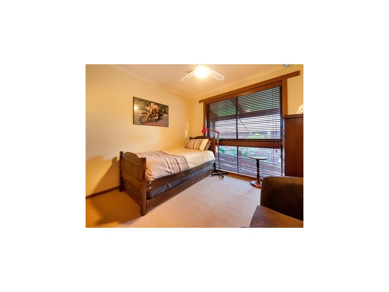 38 Mountain View Drive, Lavington NSW 2641