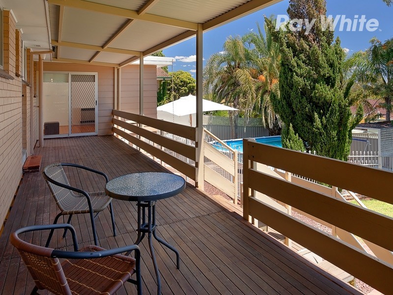 435 Parkview Crescent, Lavington NSW 2641