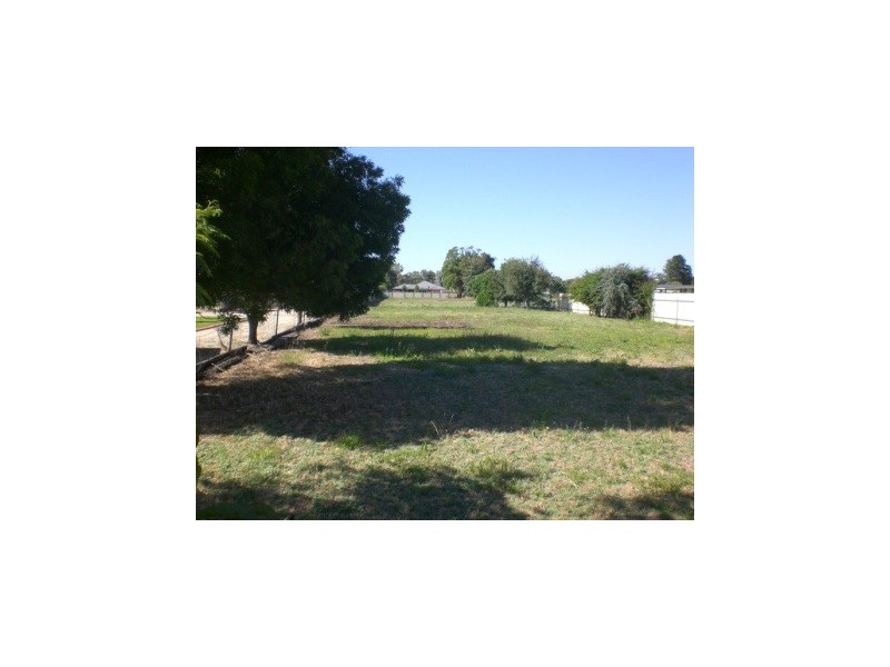 176 Victoria Street, Howlong NSW 2643