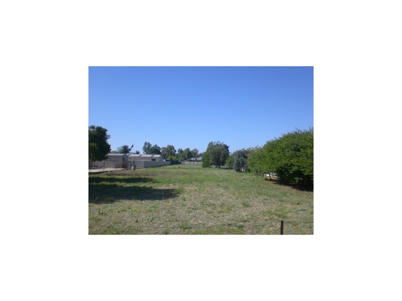 176 Victoria Street, Howlong NSW 2643
