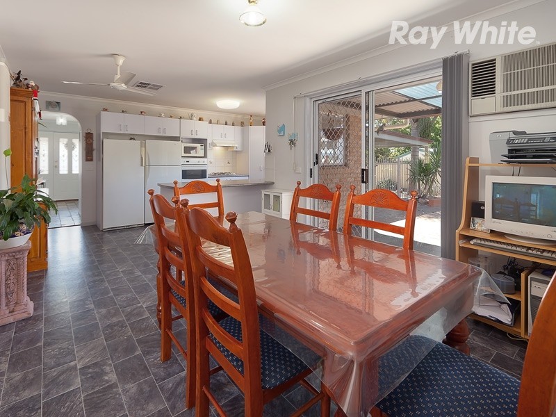 25 Sugar Gum Way, Thurgoona NSW 2640