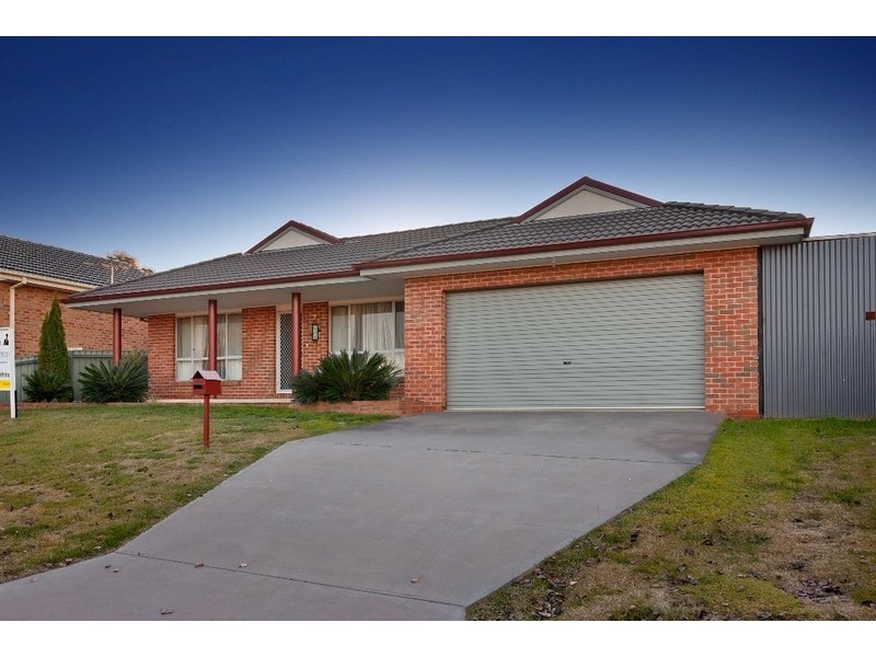 22 Heppner Court, Thurgoona NSW 2640