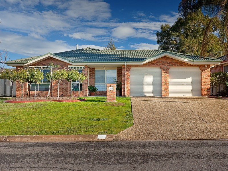 8 Bartholomew Street (Norris Park), Lavington NSW 2641