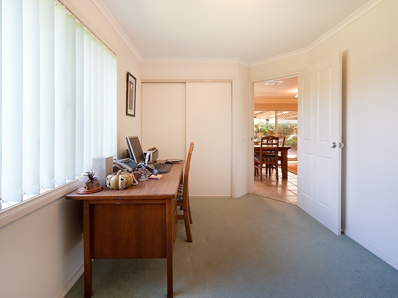 8 Bartholomew Street (Norris Park), Lavington NSW 2641