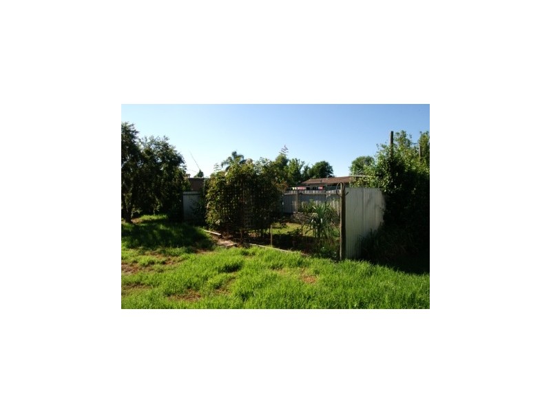 126 Sturt Street, Howlong NSW 2643
