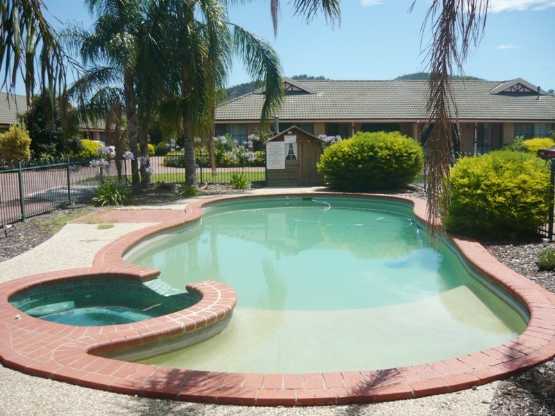 7/14 Tristan Court, Lavington NSW 2641