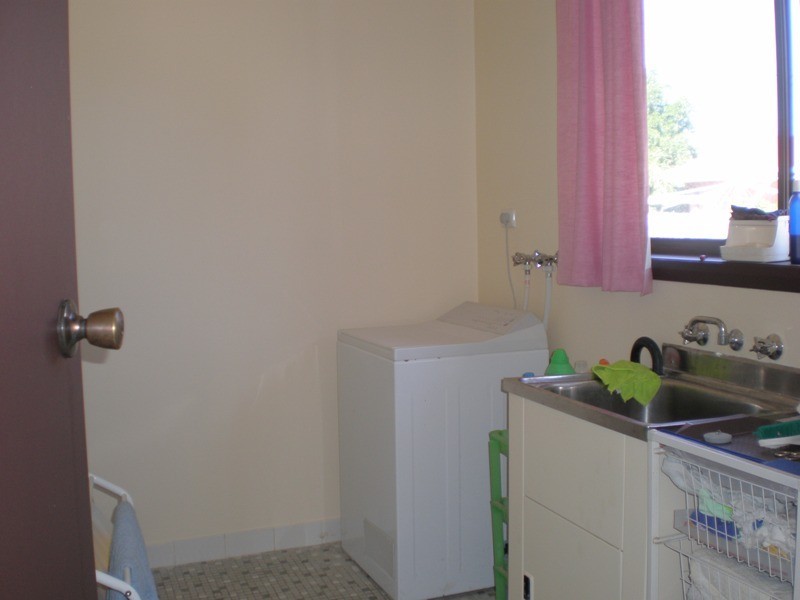 557  Grayfern Court, Lavington NSW 2641