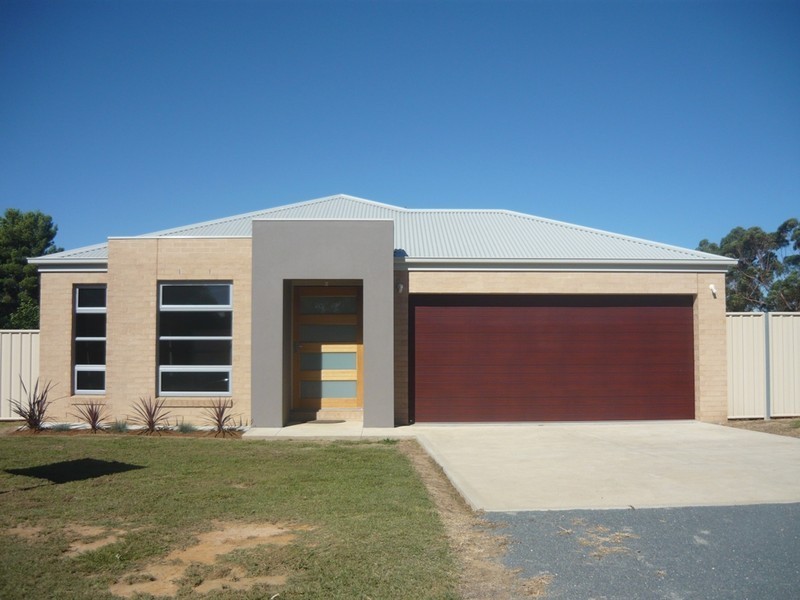 17 Jacob Street, Burrumbuttock NSW 2642