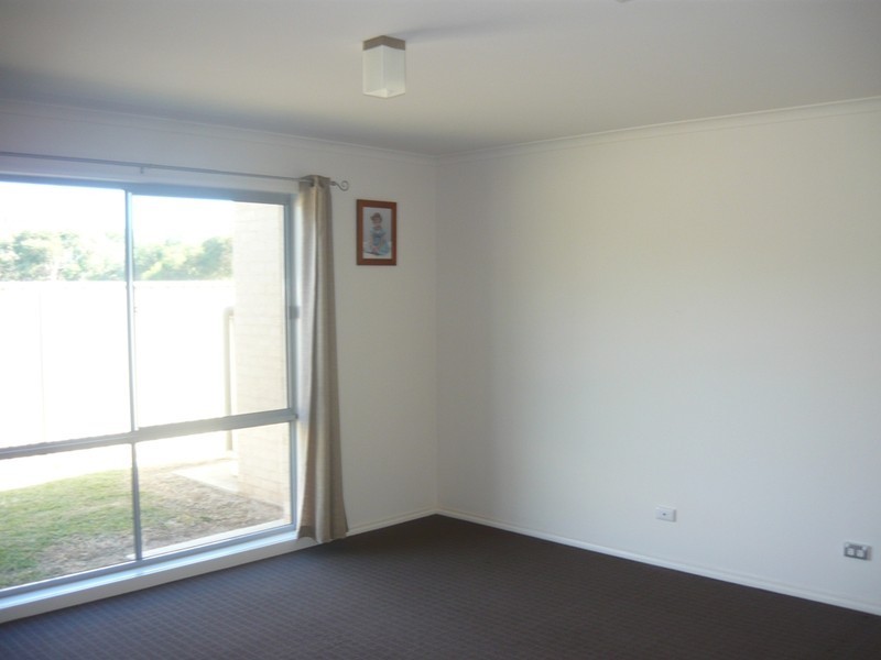 17 Jacob Street, Burrumbuttock NSW 2642