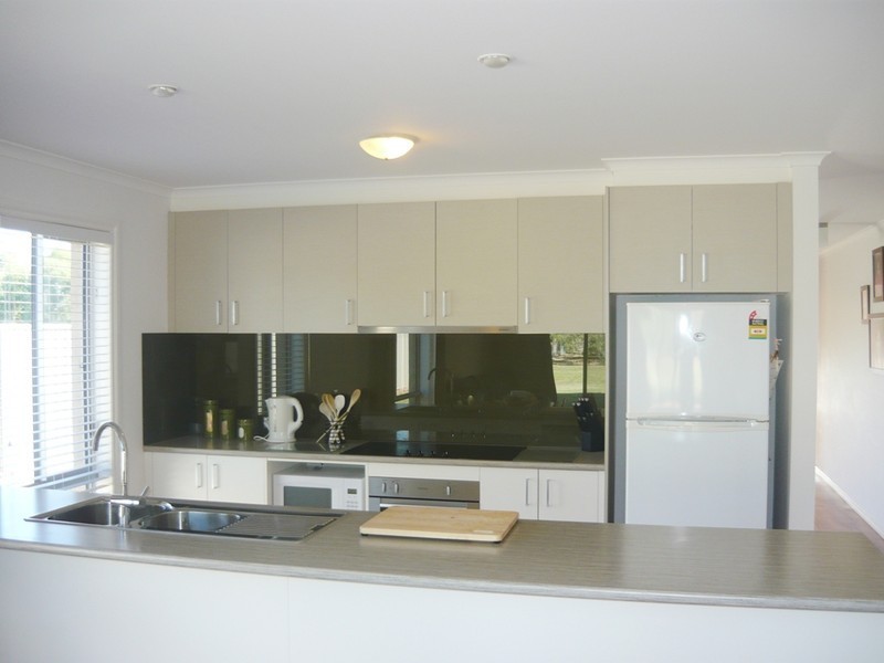 17 Jacob Street, Burrumbuttock NSW 2642