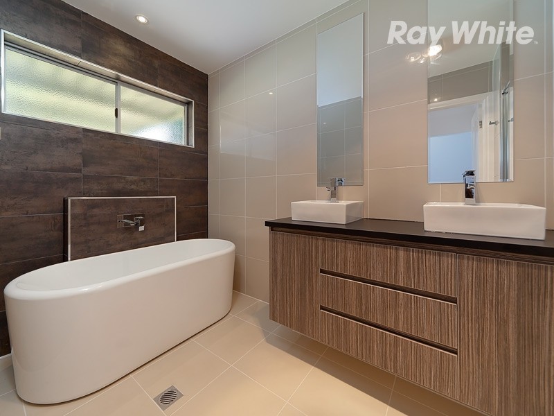 587 Osborne Street, Lavington NSW 2641