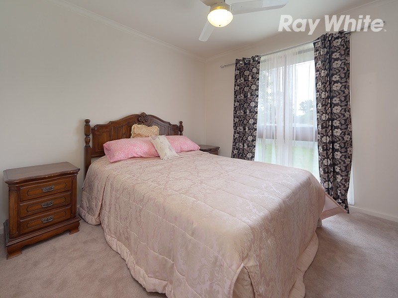 126 Sturt Street, Howlong NSW 2643