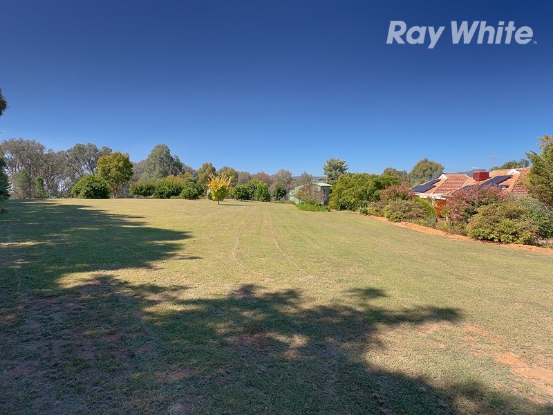 14 Sarah Street, Gerogery NSW 2642