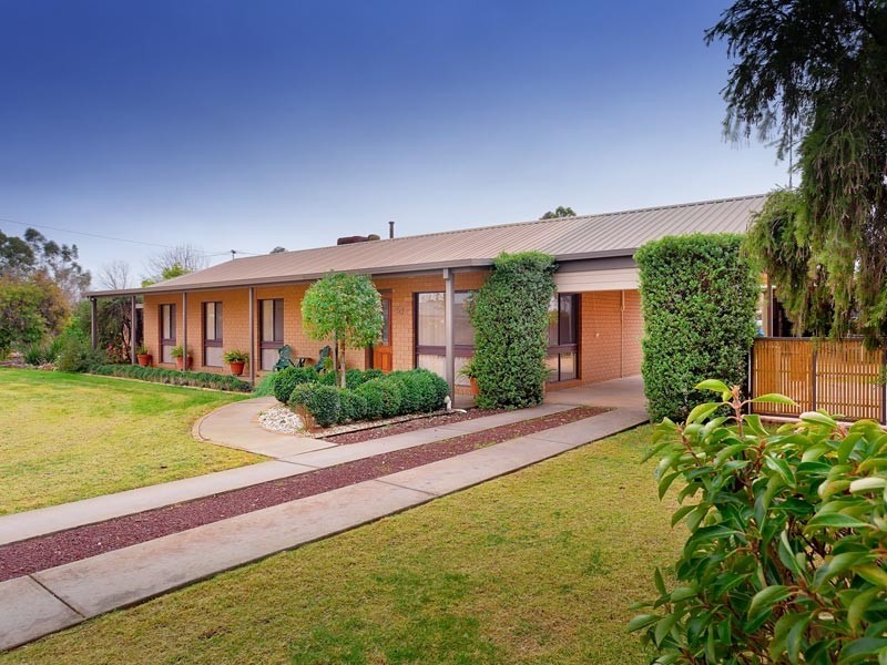 53 Victoria Street, Howlong NSW 2643