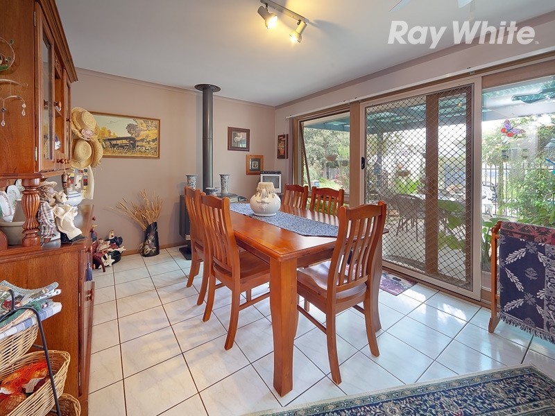 92 Larmer Street, Howlong NSW 2643