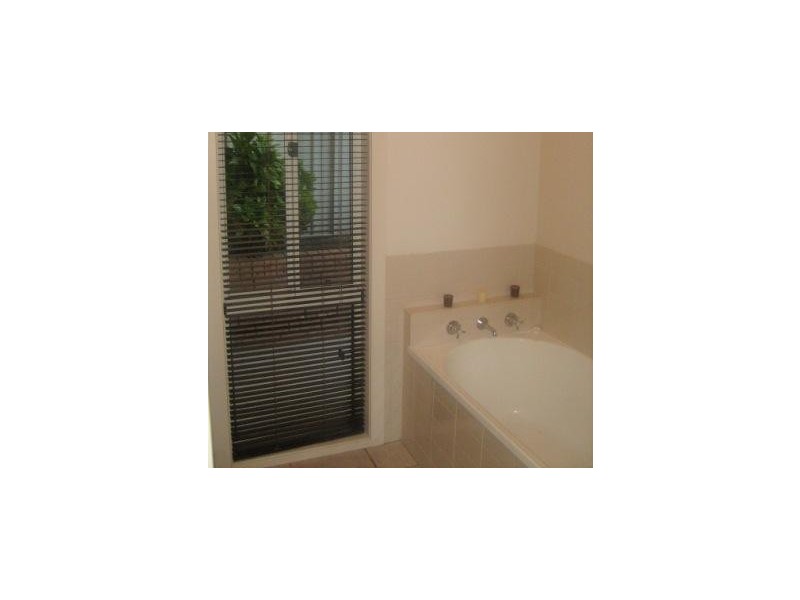 38  Sarson Road (Norris Park), Lavington NSW 2641