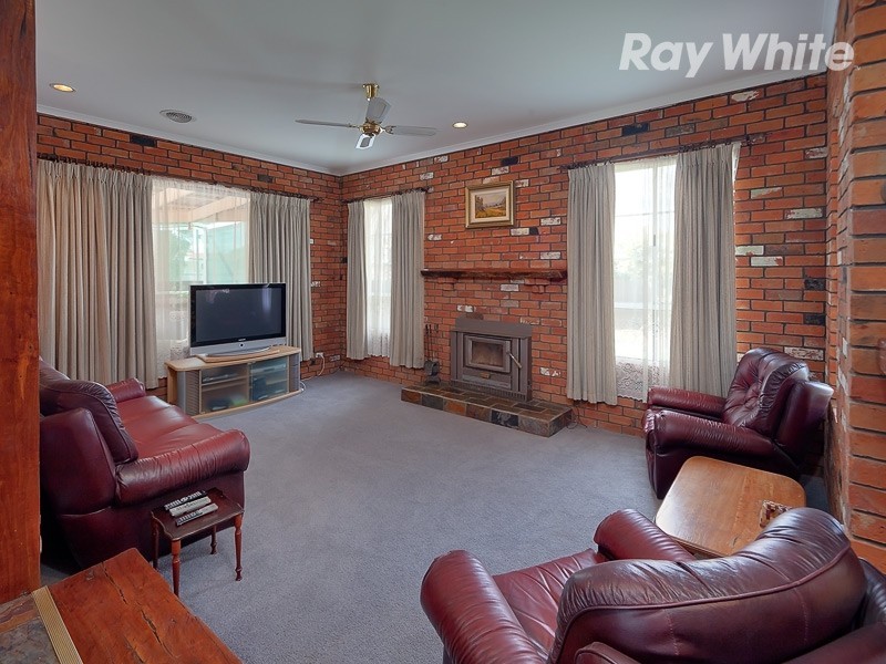 1 Beer Court, Howlong NSW 2643
