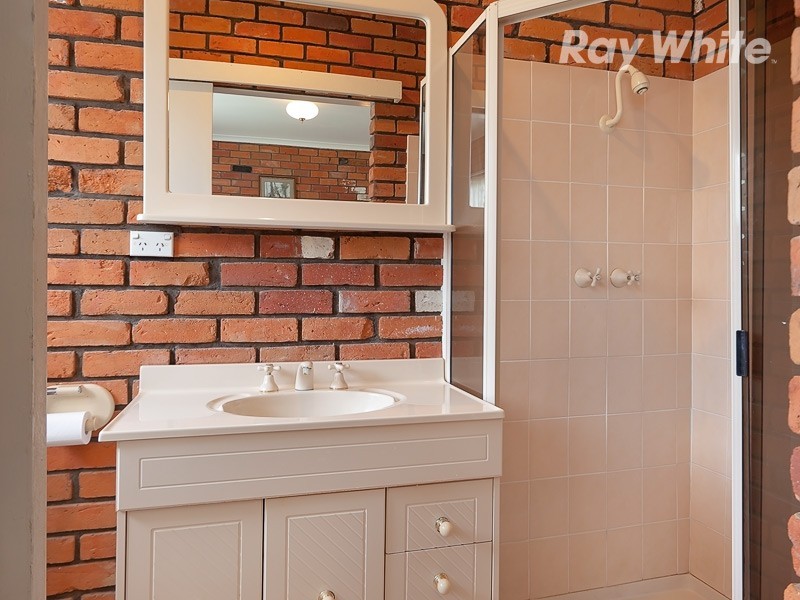 1 Beer Court, Howlong NSW 2643