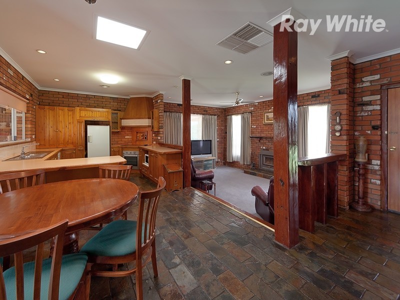 1 Beer Court, Howlong NSW 2643