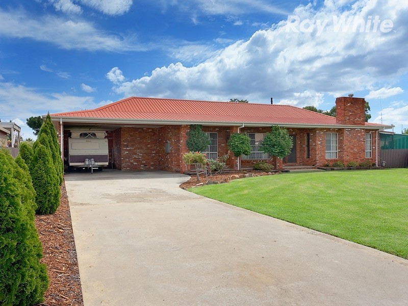 1 Beer Court, Howlong NSW 2643